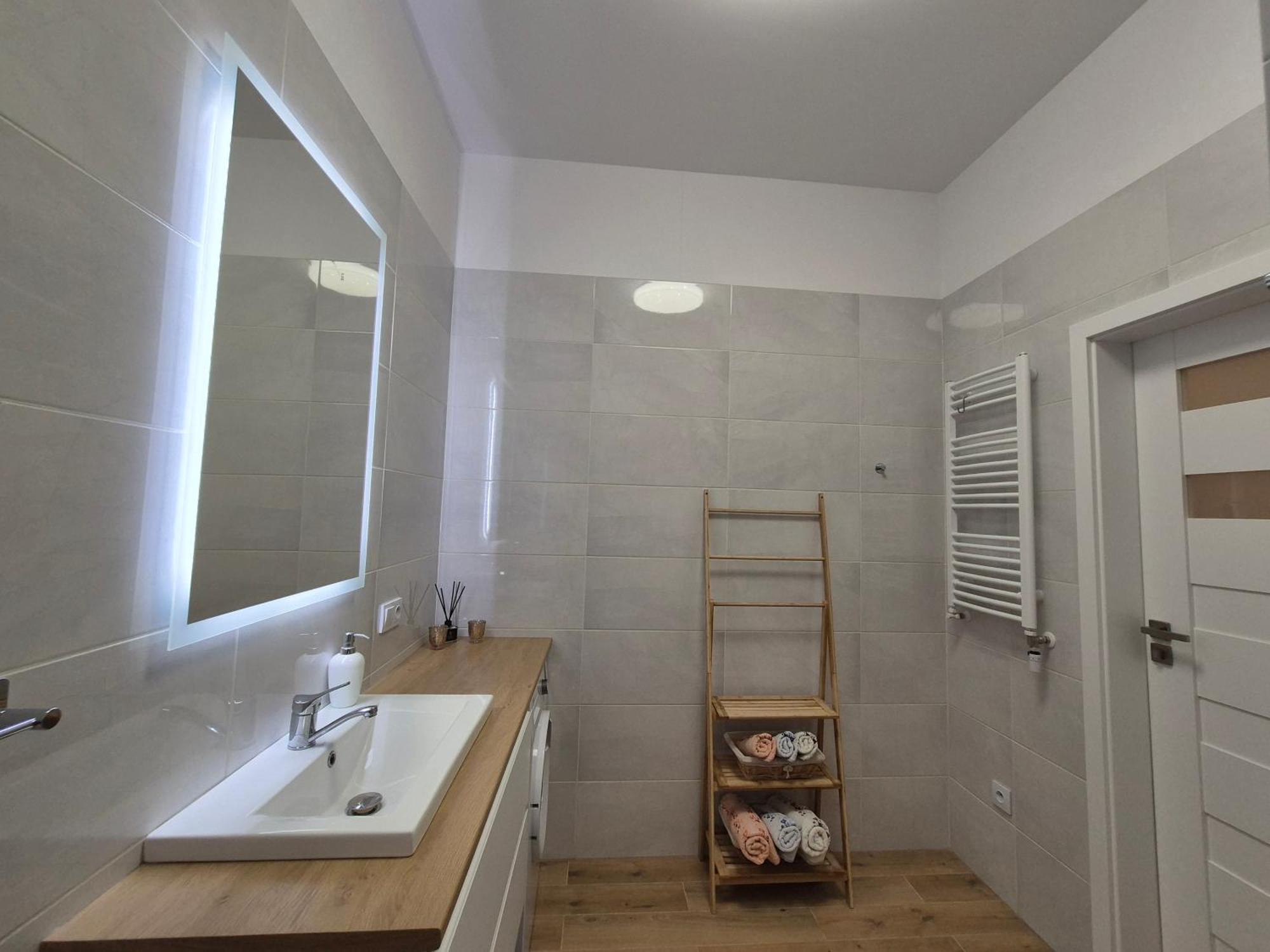 Апартаменты Duzy Komfortowy Apartament W Samym Centrum Przy Manufaktura I Piotrkowska, Blisko Zoo, Fala Лодзь Экстерьер фото